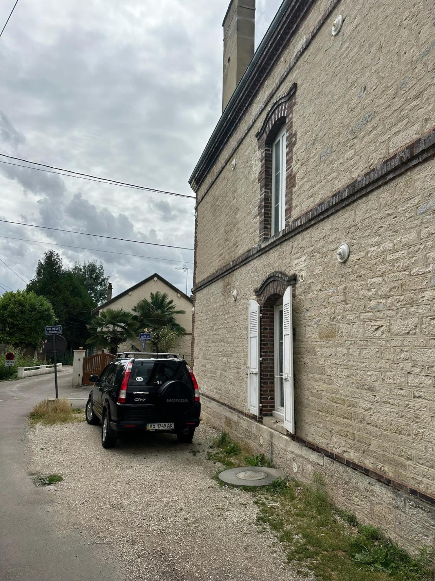 Studio 12 Proche Centre Ville Avec Wifi Parking Troyes Dış mekan fotoğraf